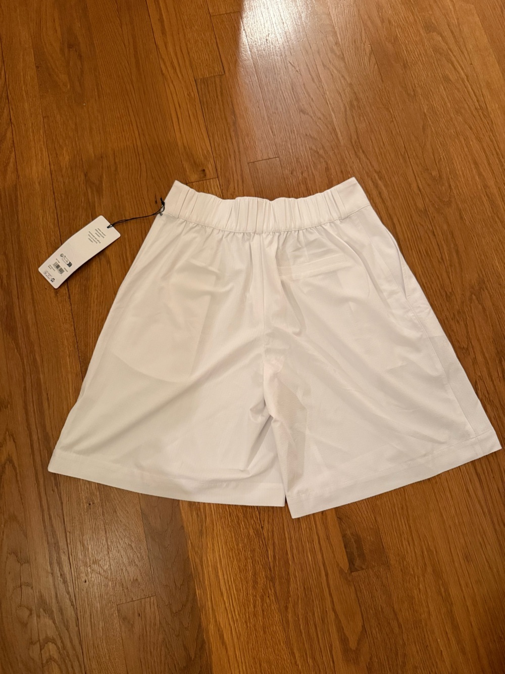 NWT ALO HIGH WAIST DREAMSCAPE SHORTS SIZE S - Picture 4 of 7
